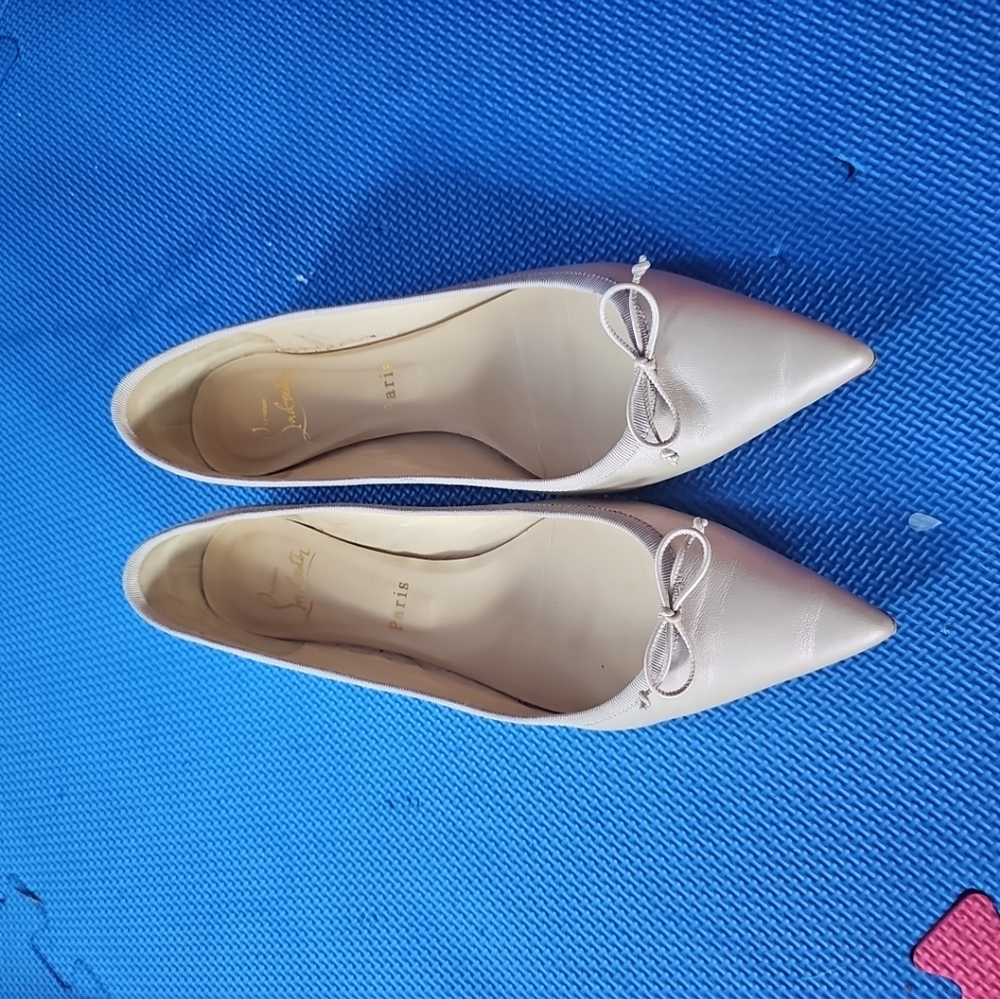 Christian Louboutin Metallic Beige Hall Leather Flat Ballerina 38.5 - Picture 6 of 12